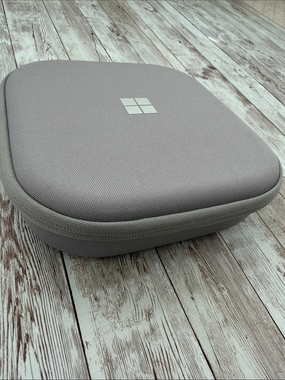 Microsoft Surface Wireless Headphones Noise Cancelling Minimal Use